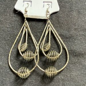 Chic Silver Teardrop Earrings